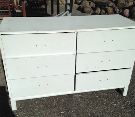 Modern white 6-drawer dresser with champagne bronze hardware
