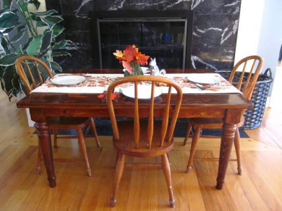 Kids' Thanksgiving Day Farm Table by EntriWays.com