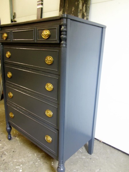 antique navy blue dresser, benjamin moore abyss