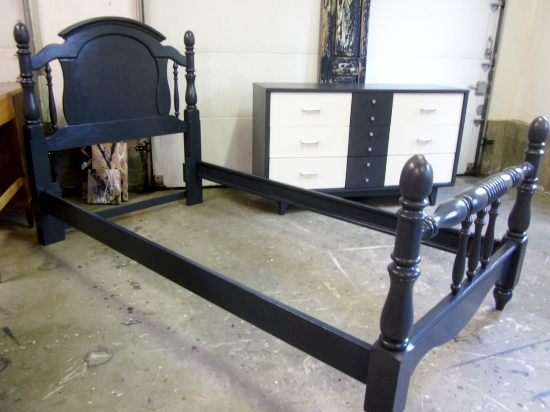 Navy Blue Twin Bed, Benjamin Moore Abyss