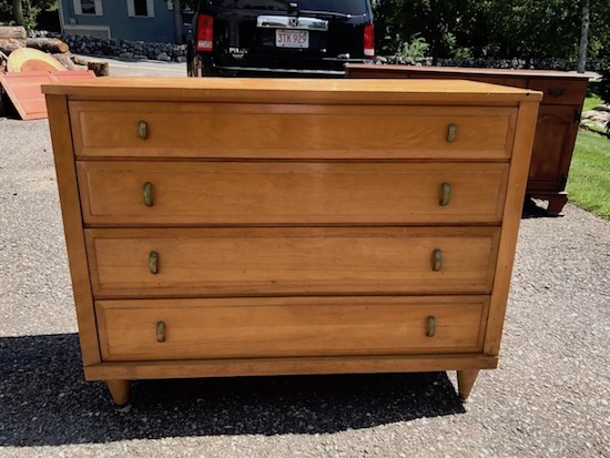 4 drawer maple dresser