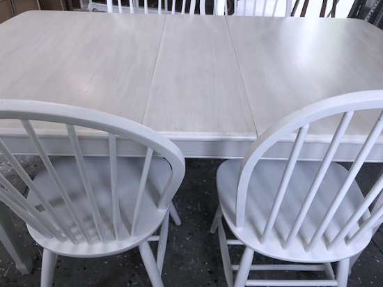 whitewashed table, white washed table