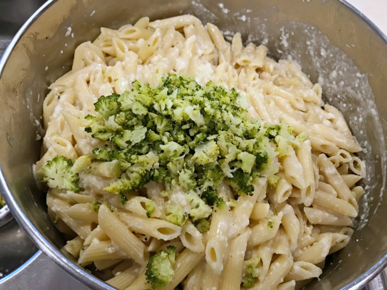 Pasta Broccoli Alfredo, sneak veggies into kids meals