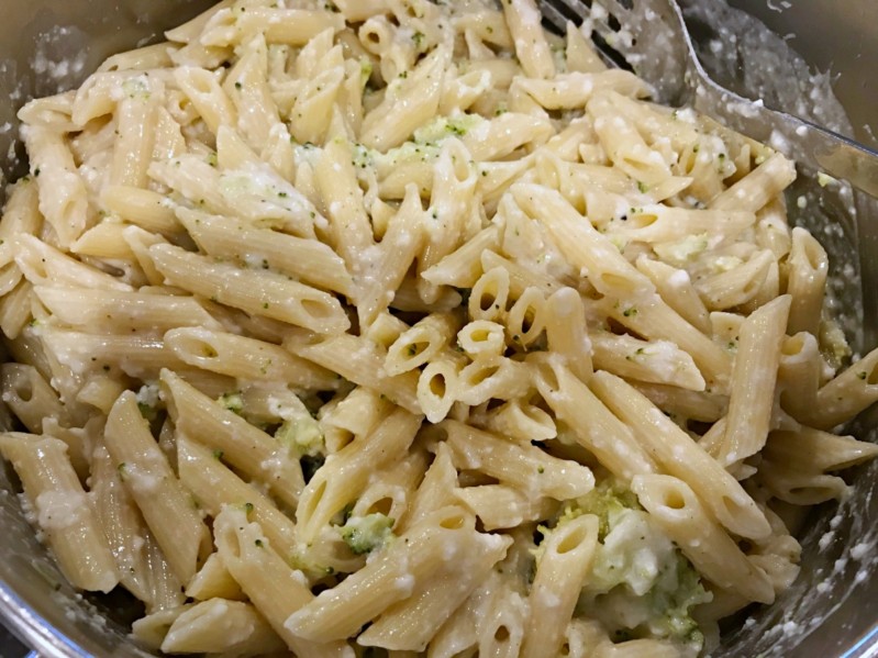 Pasta Broccoli Alfredo, sneak veggies into kids meals